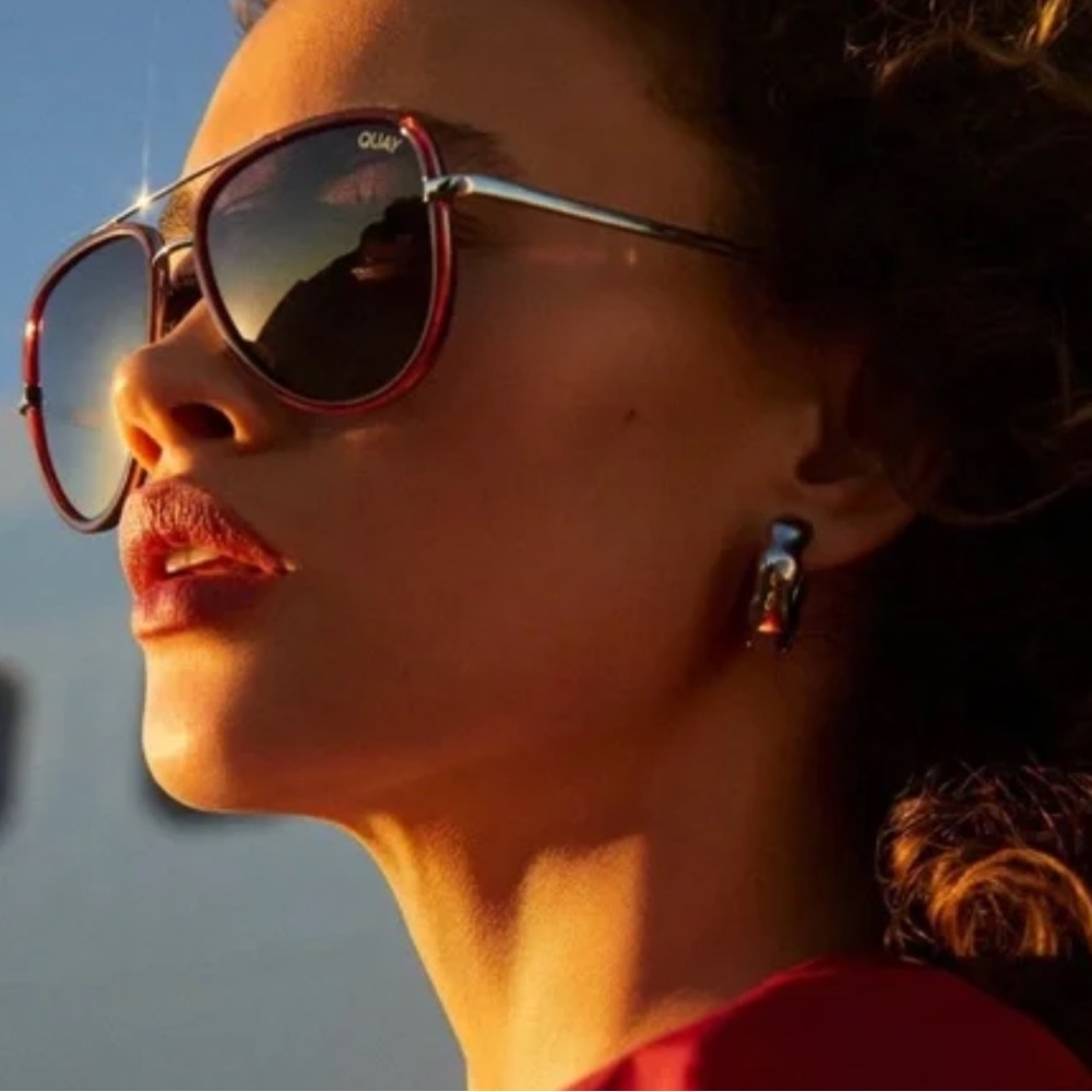 NEW! FIRM RARE  Quay All in Mini red spiced polarized sunglasses